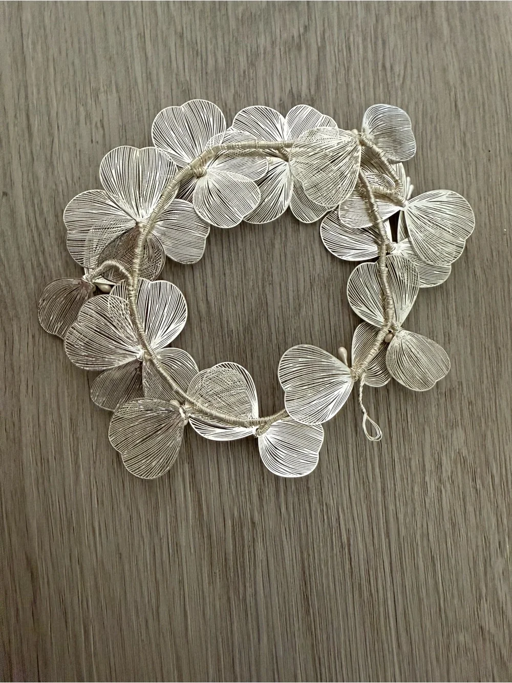 Delicate Floral Hair Piece - Women Accessories
